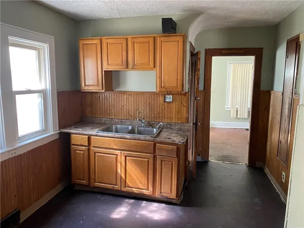 $99,000 | 332 Carter Street, Rochester, NY 14621