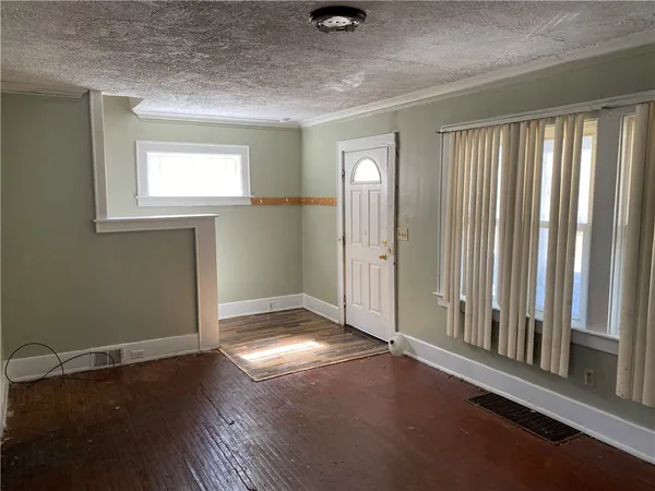 $99,000 | 332 Carter Street, Rochester, NY 14621