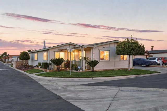 $339,999 | 1481 Martinique Drive, Hemet, CA 92543