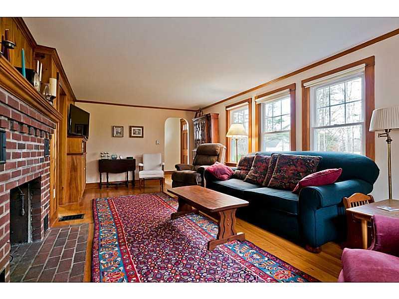 101 Files Road Gorham, ME 04038 - Photo 13 of 32 Living Room.