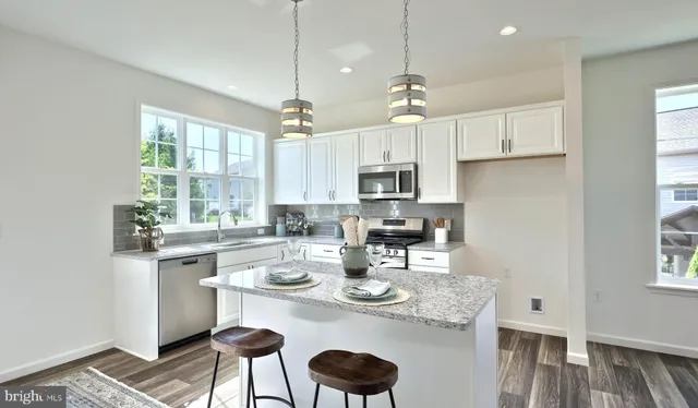 $349,900 | 67 Glenn View, Carlisle, PA 17013