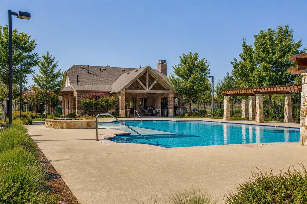 4646 G Rhett Lane Carrollton, TX 75010 - Photo 14 of 16 Community Pool