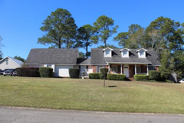 $239,900 | 1111 Deerpath Road, Dothan, AL 36303