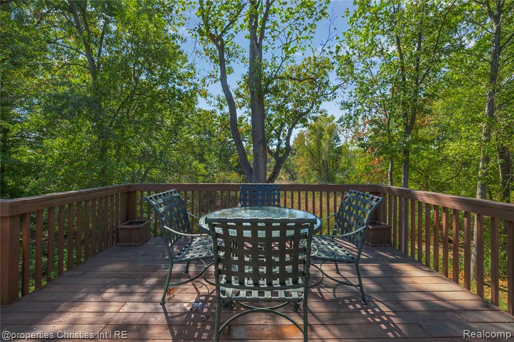 1010 Riverside Street Milford, MI 48381 - Photo 53 of 67