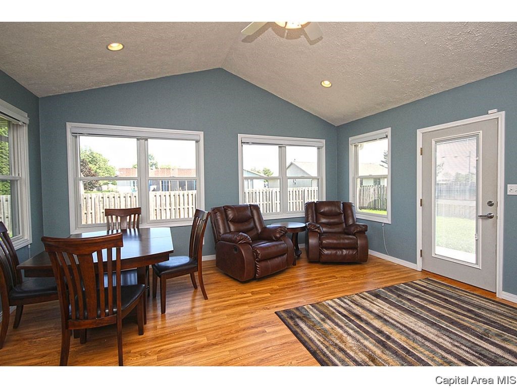 2408 Gander Road Springfield, IL 62711 - Photo 11 of 36