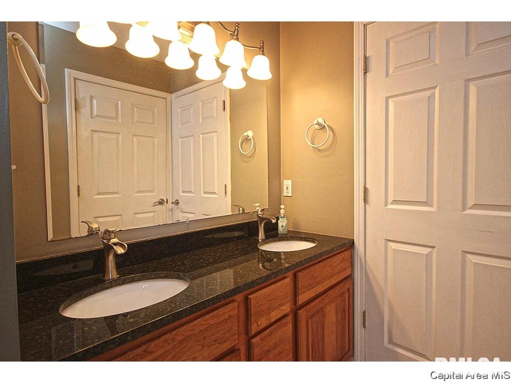 2408 Gander Road Springfield, IL 62711 - Photo 19 of 36