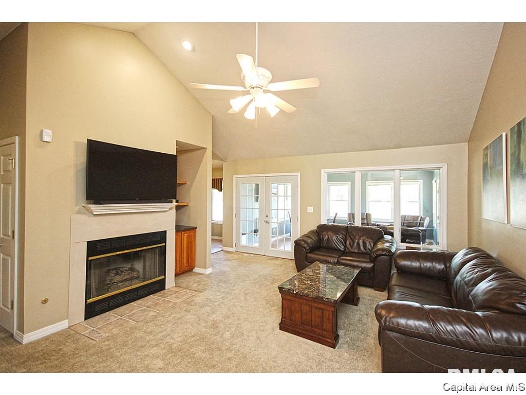 2408 Gander Road Springfield, IL 62711 - Photo 8 of 36