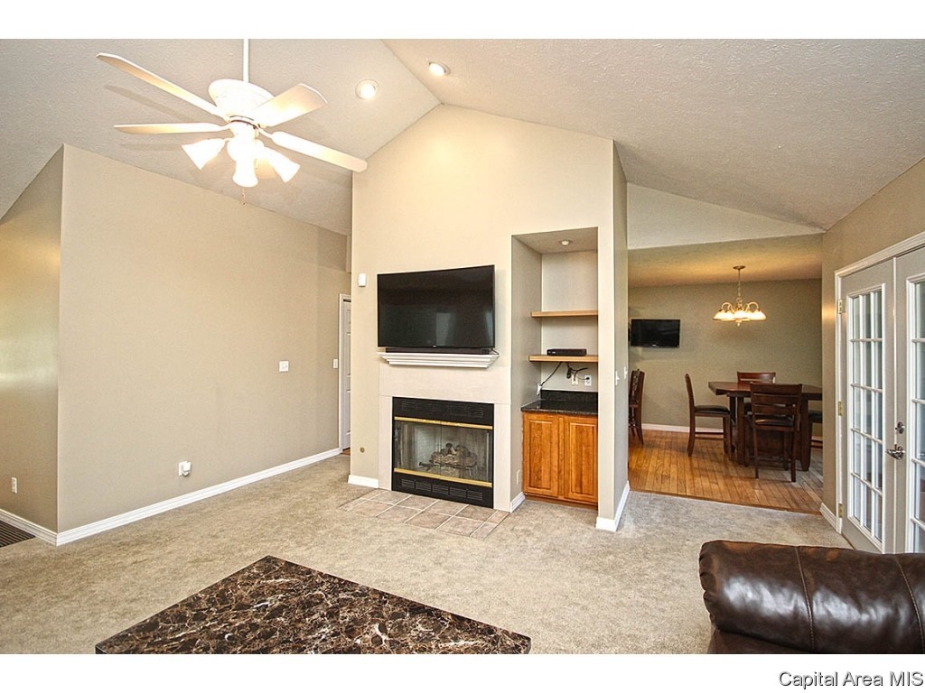 2408 Gander Road Springfield, IL 62711 - Photo 9 of 36