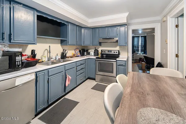 $349,000 | 321 Washington Avenue, Albany, NY 12206