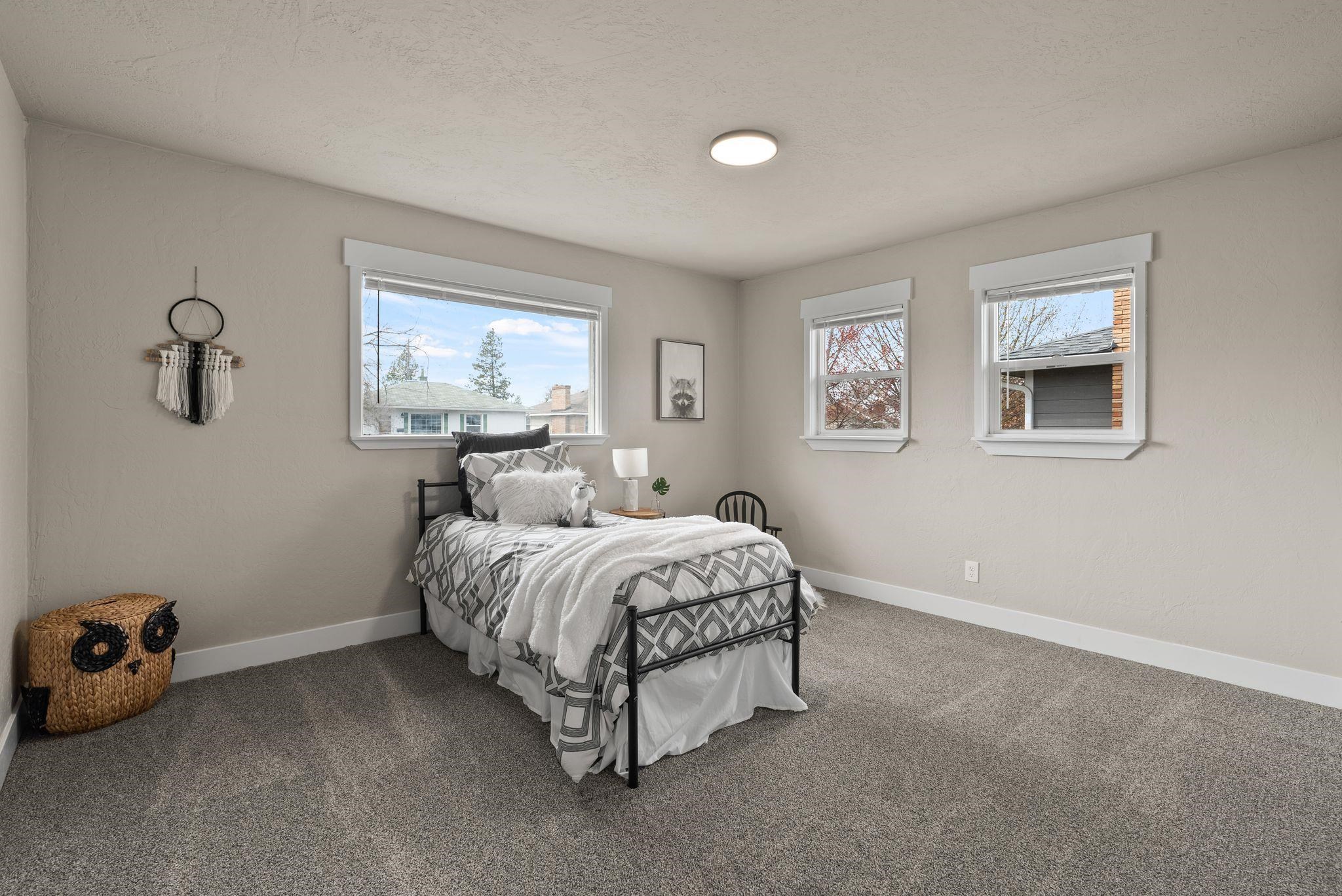 5004 North Elm Street Spokane, WA 99205 - Photo 17 of 32