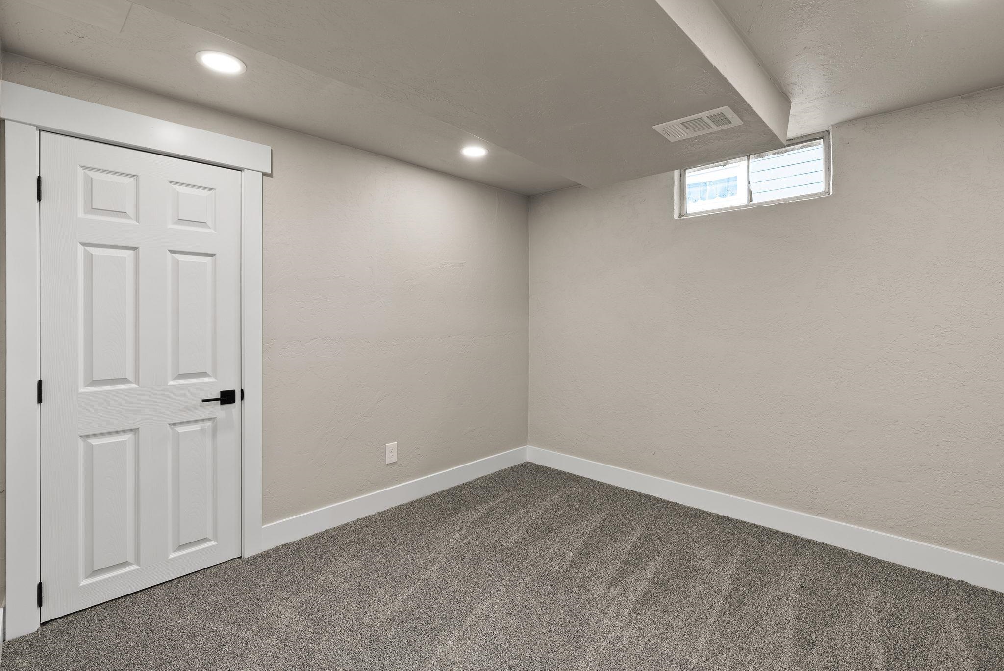 5004 North Elm Street Spokane, WA 99205 - Photo 26 of 32