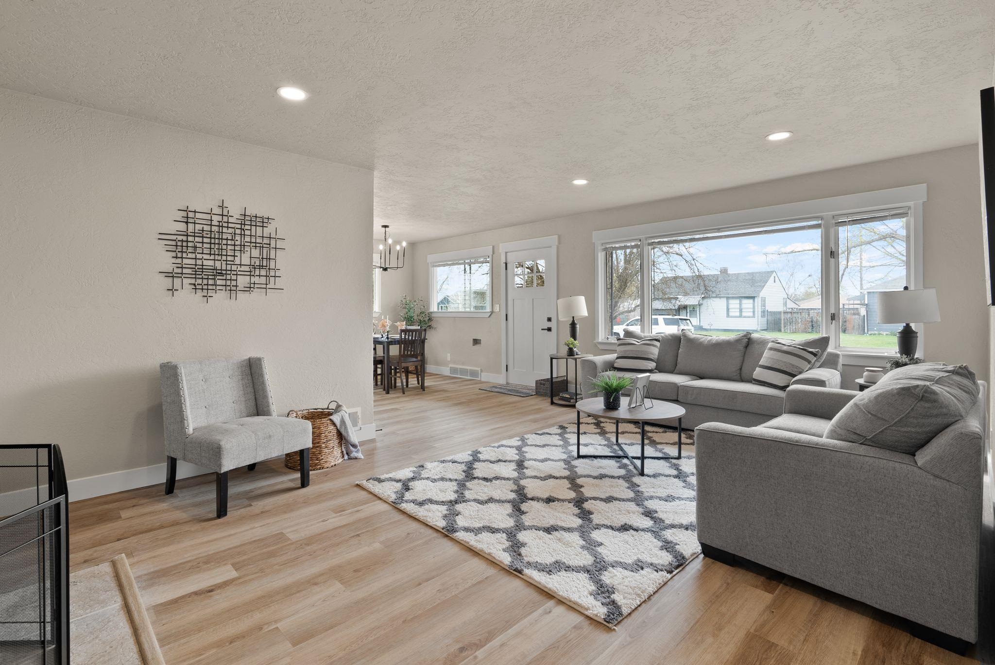 5004 North Elm Street Spokane, WA 99205 - Photo 5 of 32