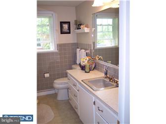 596 Beck Road Souderton, PA 18964 - Photo 3 of 12 Bathroom