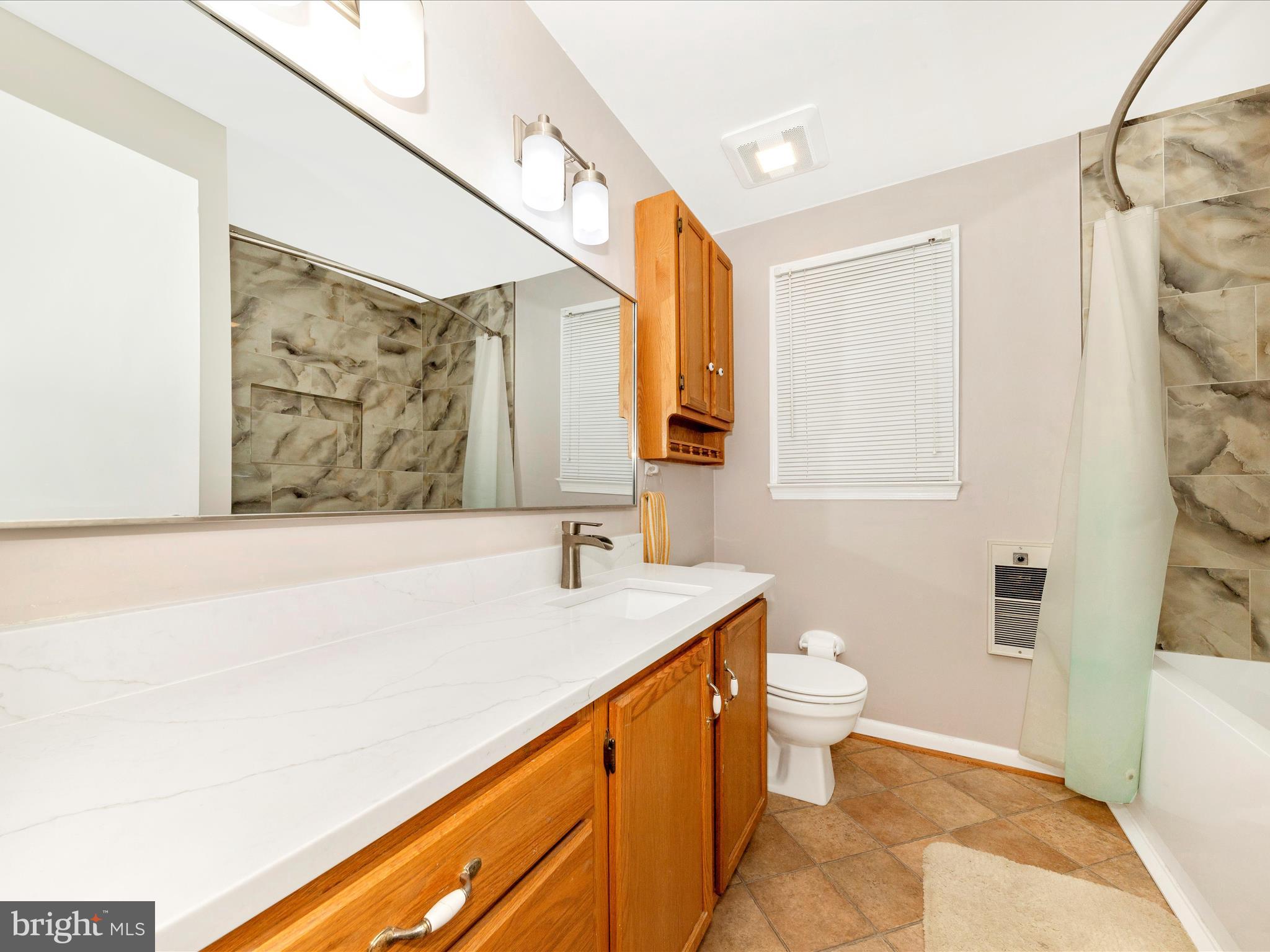 8722 Indian Springs Road Frederick, MD 21702 - Photo 29 of 54 Hall Bath