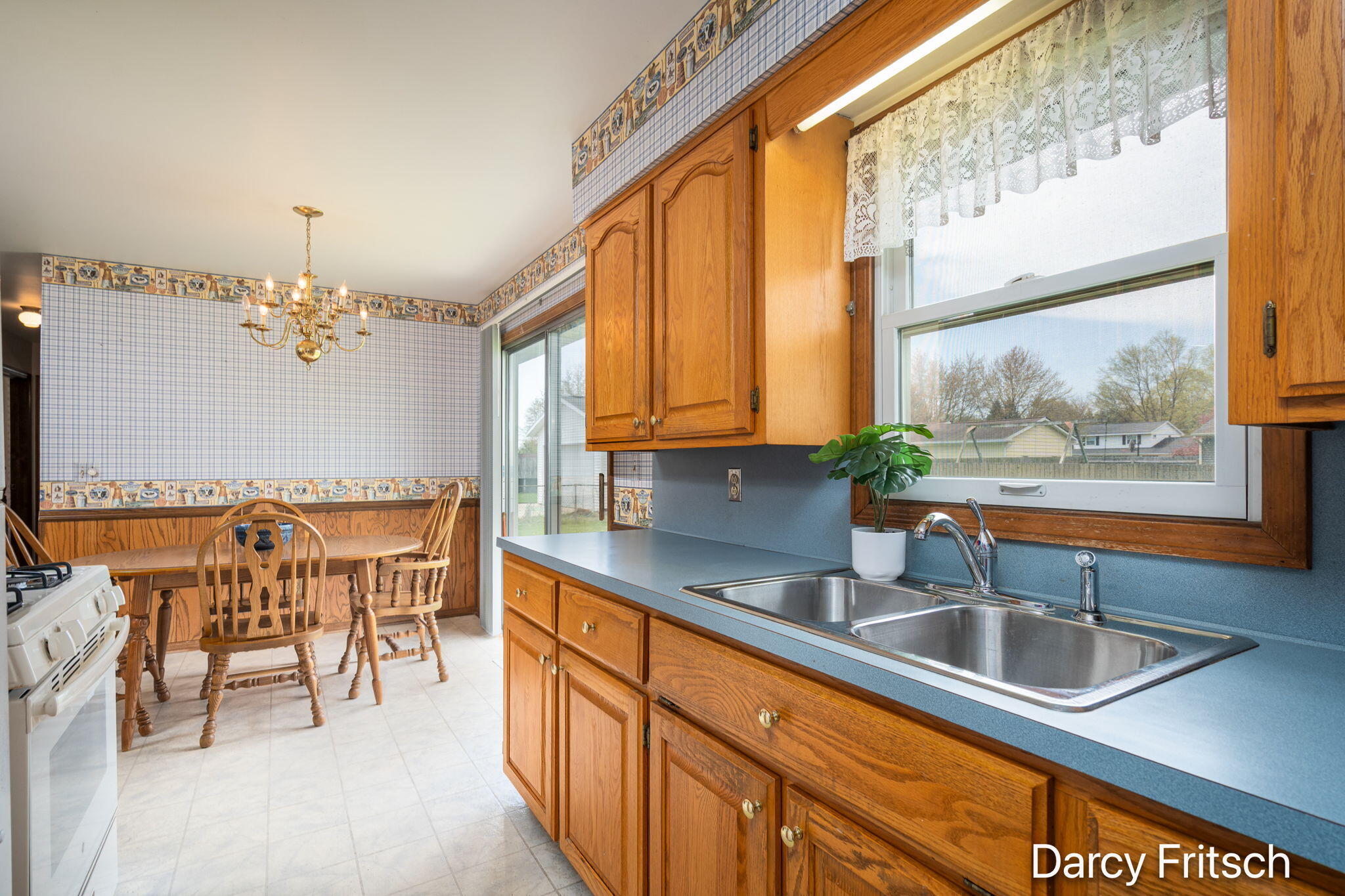 7117 Sunset Avenue Jenison, MI 49428 - Photo 18 of 29 18-web-or-mls-7117 Sunset Ave-18
