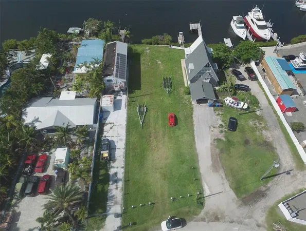 $525,000 | 3322 West Shell Point Road, Unit B, Ruskin, FL 33570