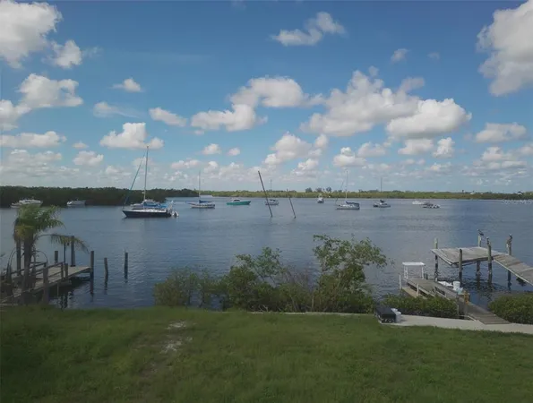 $525,000 | 3322 West Shell Point Road, Unit B, Ruskin, FL 33570