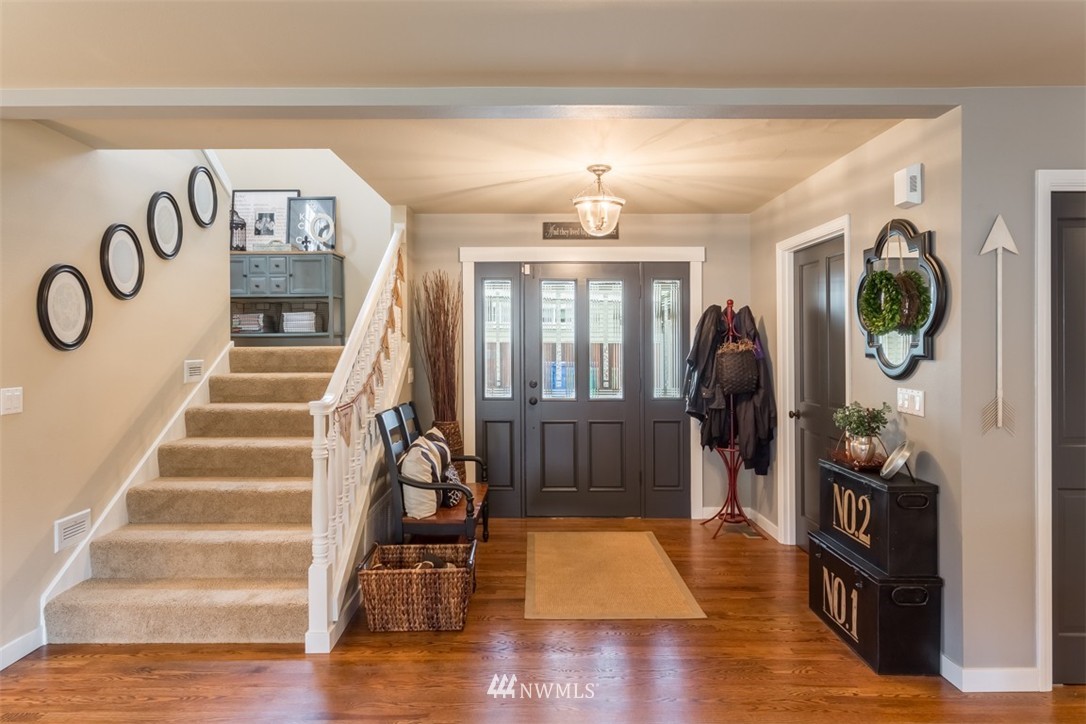 8920 Northeast 176th Street Bothell, WA 98011 - Photo 4 of 21 Gallery Image 4