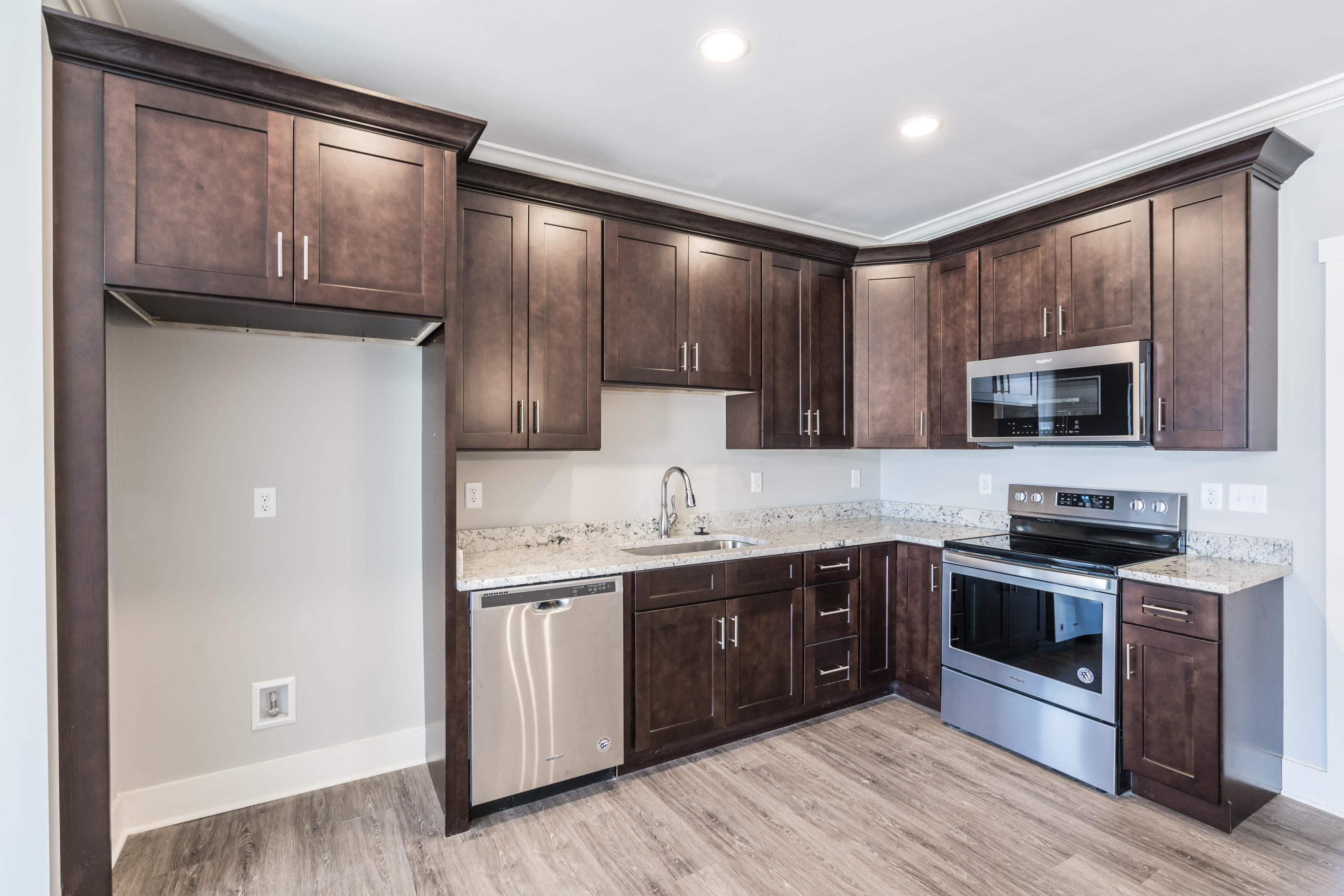 765 Steele Road Rossville, GA 30741 - Photo 8 of 30 003 Unit 4 Kitchen Angle