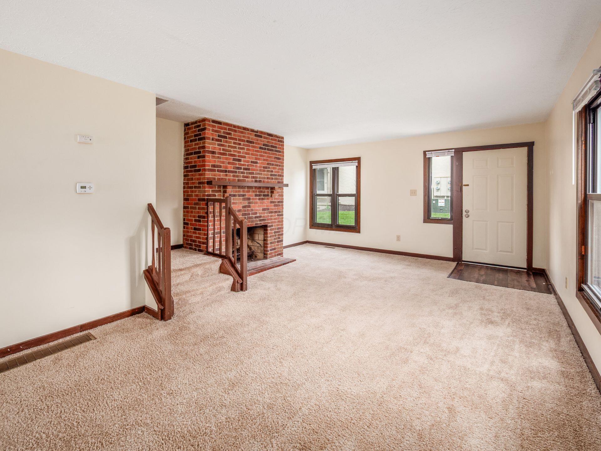 424 Edinburgh Road Dublin, OH 43017 - Photo 3 of 25