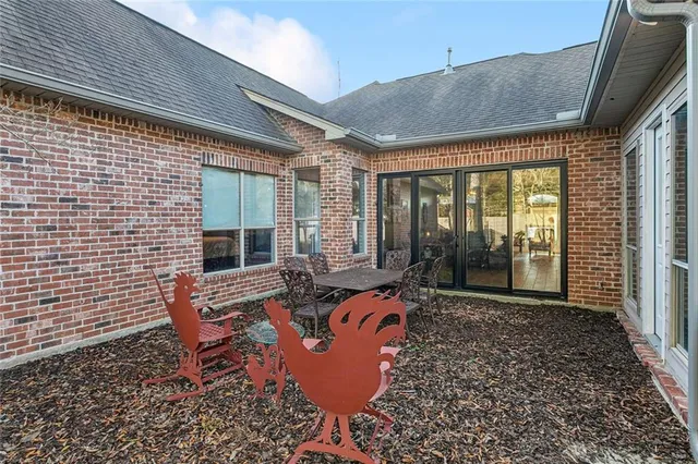 $589,000 | 452 Belle Pointe Drive, Madisonville, LA 70447