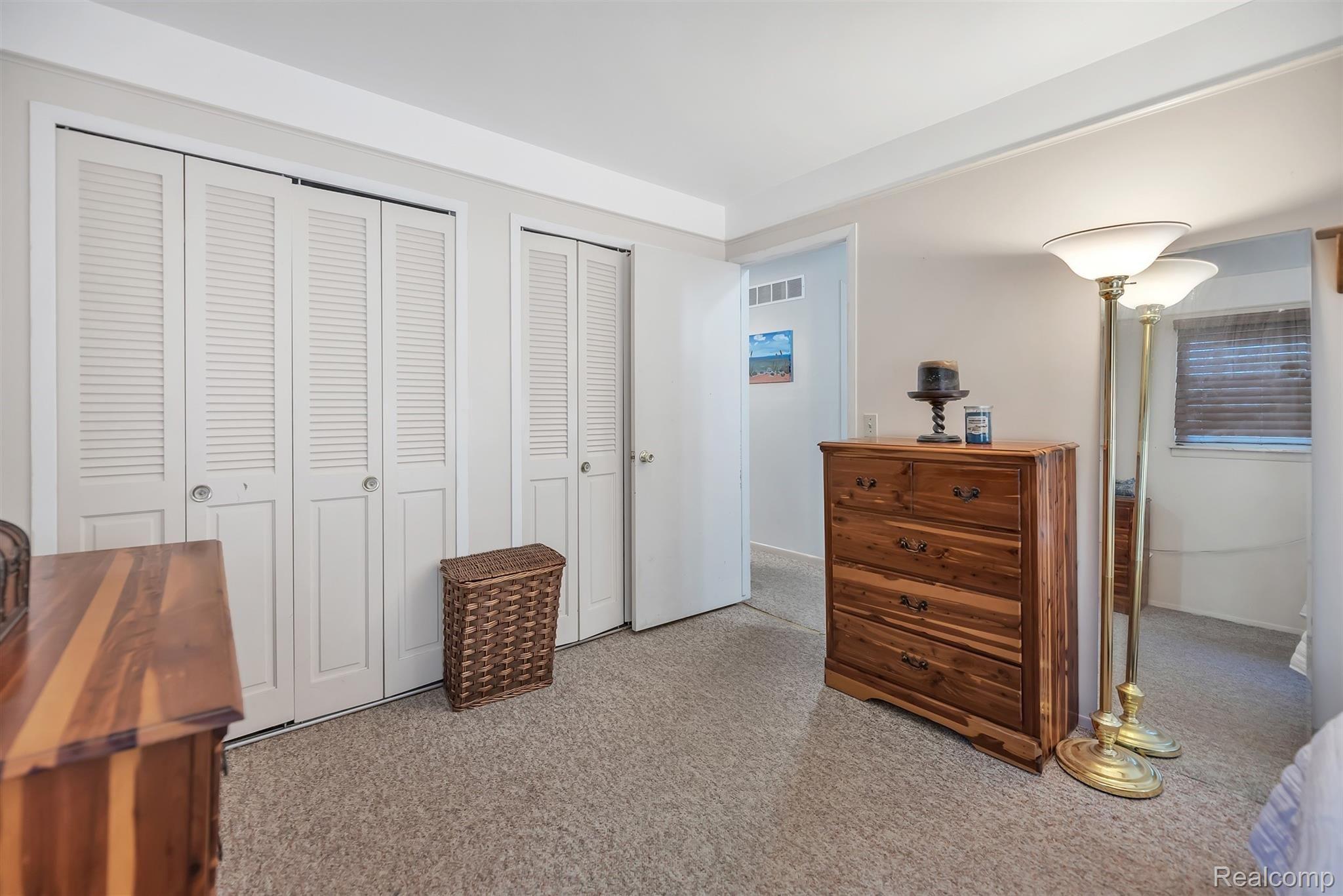 6292 Yorkshire North Riding Road Flint, MI 48532 - Photo 19 of 45 24-6292-Yorkshire-WindowStill-Real-.jpg