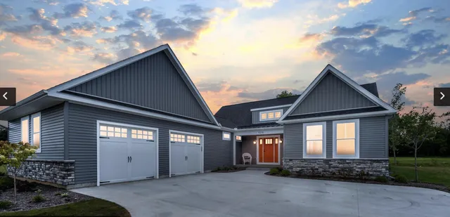 $589,900 | 5210 Grande View Lane, Jackson, MI 49201