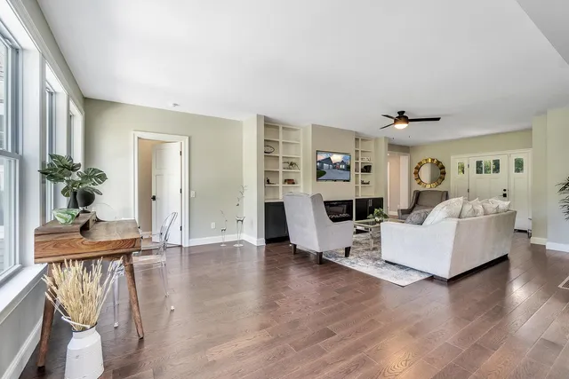 $589,900 | 5210 Grande View Lane, Jackson, MI 49201