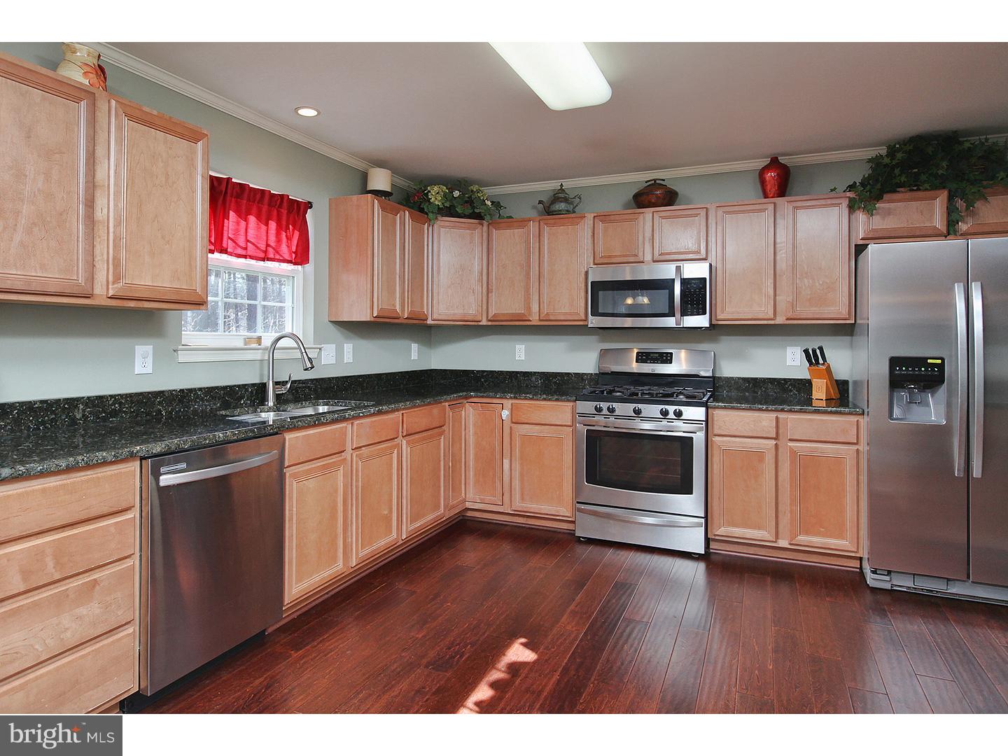124 Cooper Folly Road Atco, NJ 08004 - Photo 6 of 19 Gallery Image 6