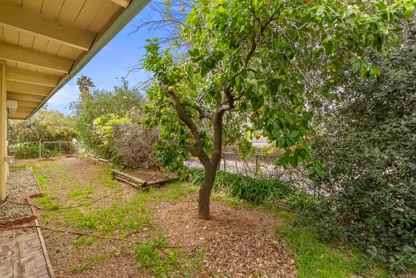 $799,000 | 10850 2nd Street, Lakeside, CA 92040