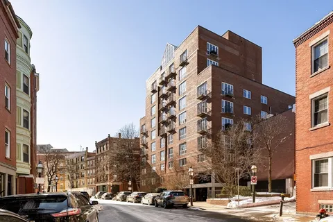 $1,150,000 | 350 North Street, Unit 301, Boston, MA 02109