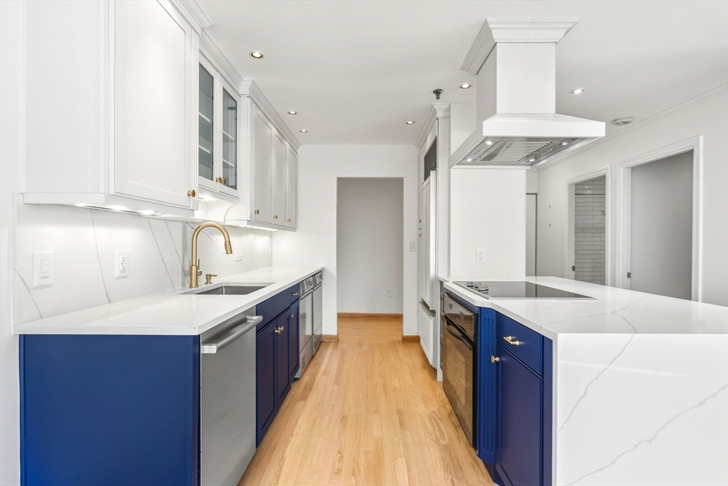 350 North Street, Unit 301 Boston, MA 02109 - Photo 6 of 24