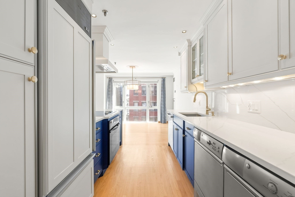 350 North Street, Unit 301 Boston, MA 02109 - Photo 7 of 24