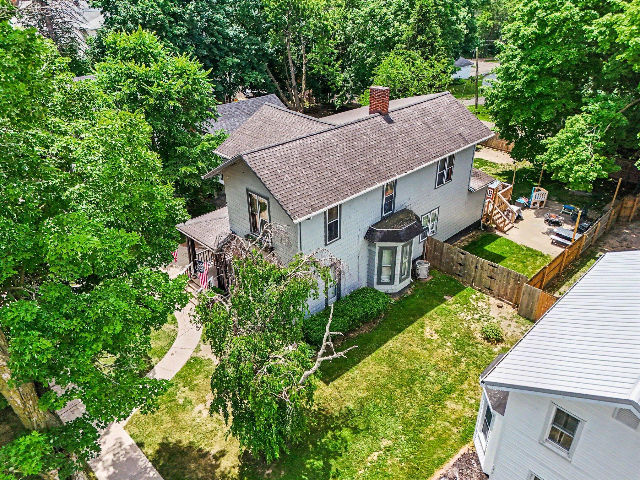 212 Grove Street Hudson, MI 49247 - Photo 29 of 32 027_file_8972