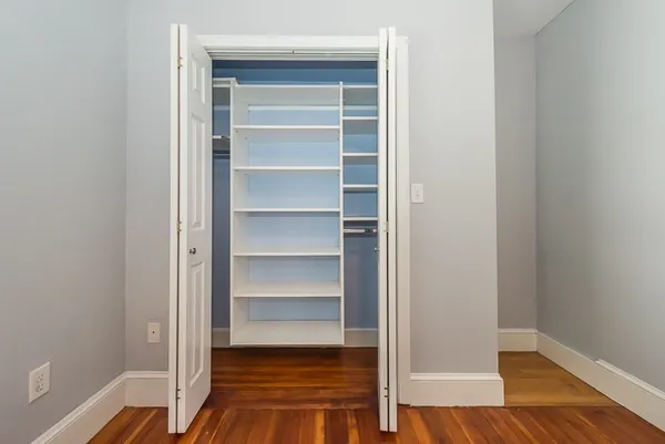 $4,400 | 46 Hobson Street, Unit 1, Boston, MA 02135