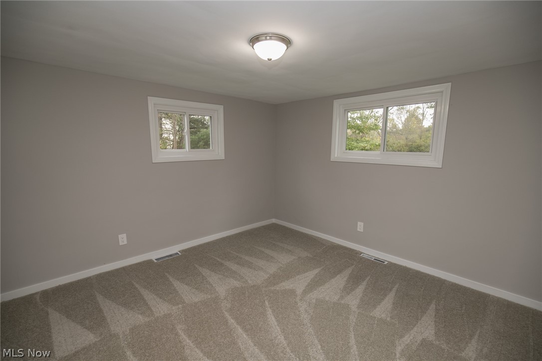 18121 Snyder Road Chagrin Falls, OH 44023 - Photo 14 of 30 Gallery Image 14