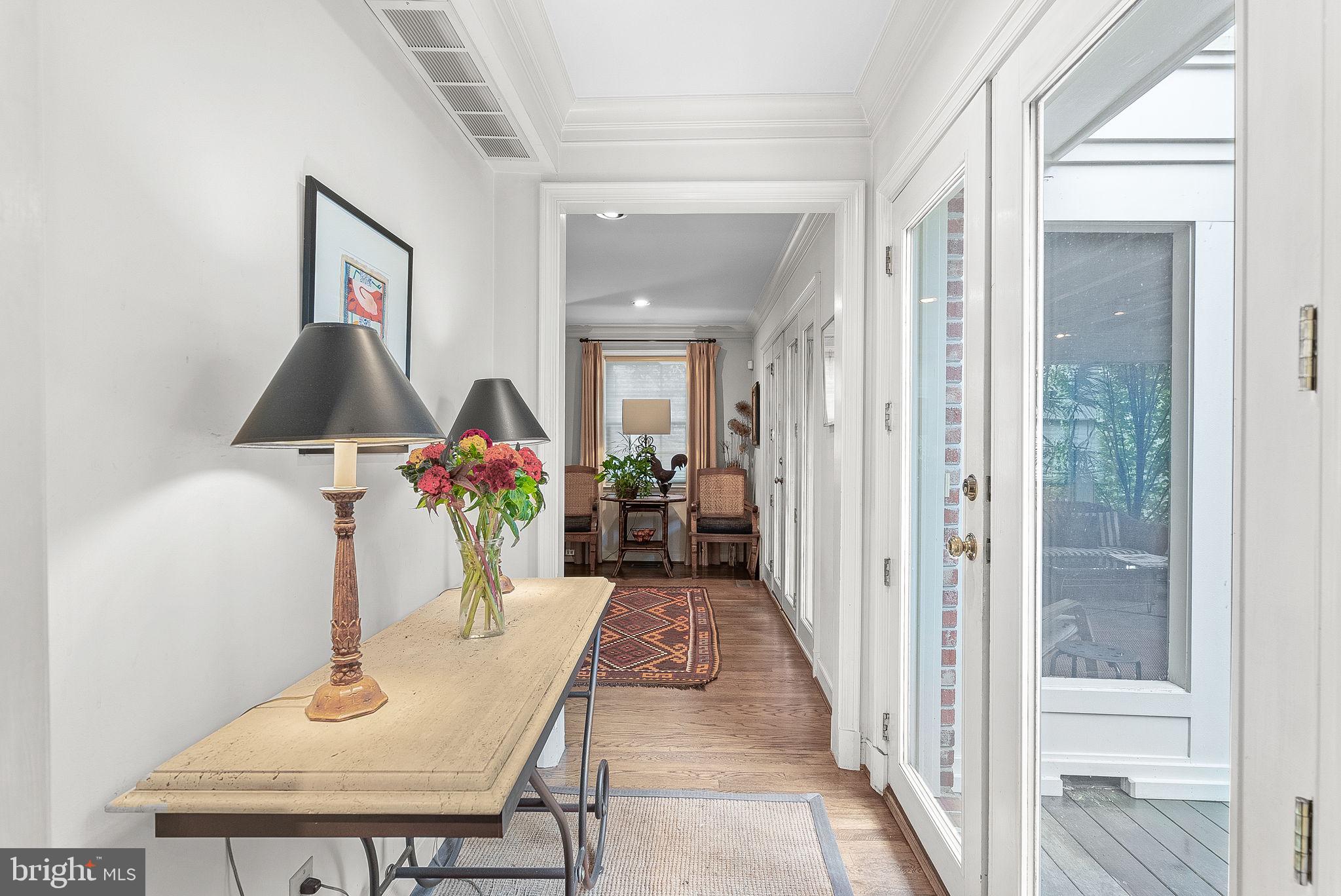 9314 Colesville Road Silver Spring, MD 20901 - Photo 14 of 88 Second entry foyer