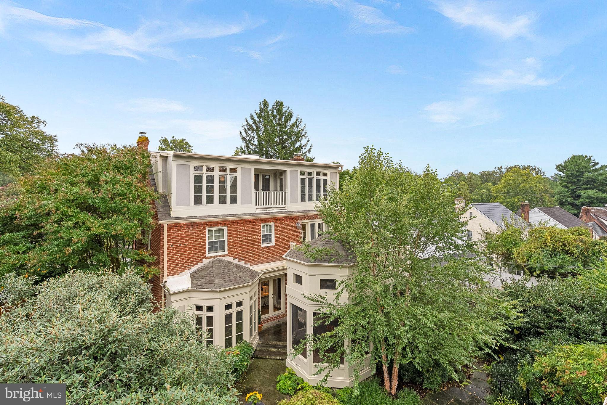 9314 Colesville Road Silver Spring, MD 20901 - Photo 2 of 88 Superb architecture by Richard Crone!