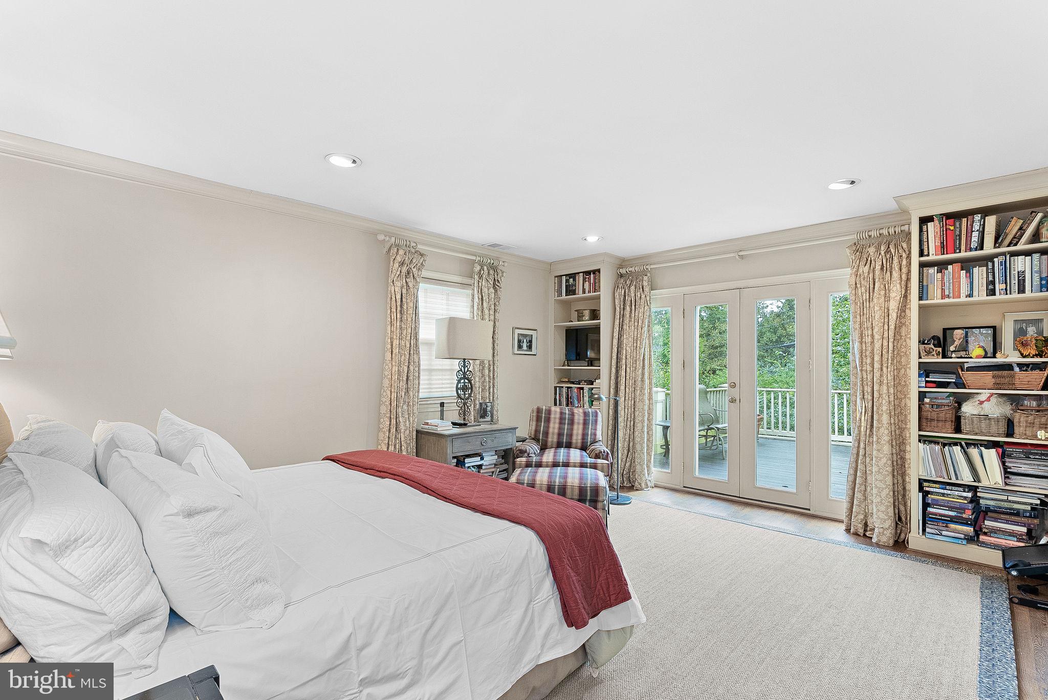 9314 Colesville Road Silver Spring, MD 20901 - Photo 22 of 88 Owners retreat with expansive views from the deck