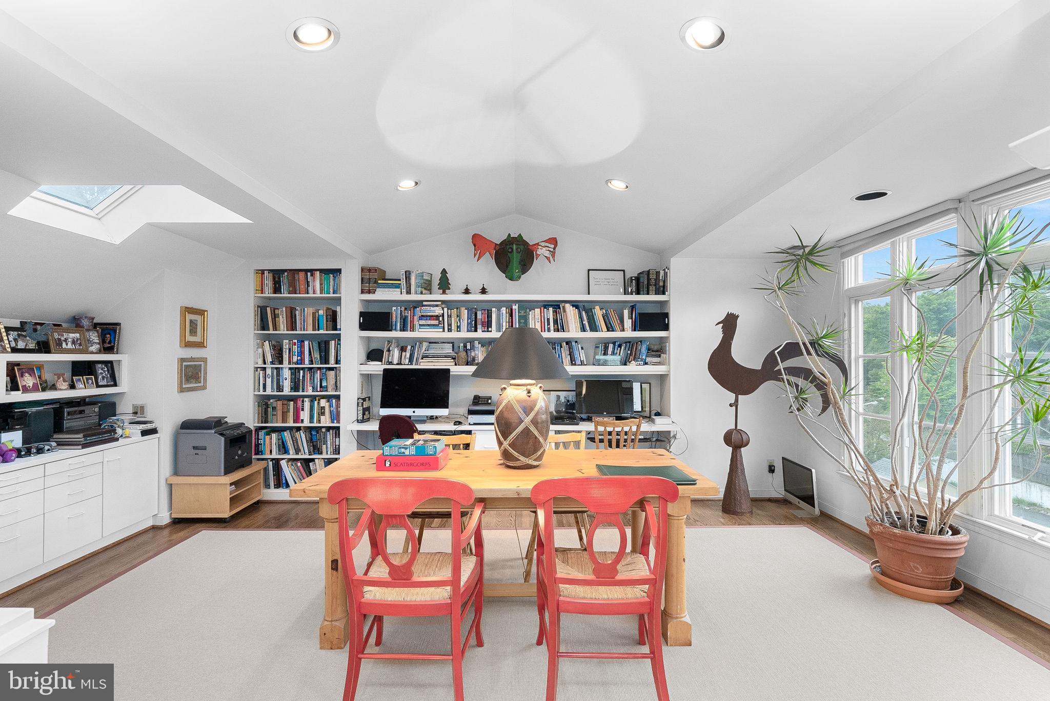 9314 Colesville Road Silver Spring, MD 20901 - Photo 25 of 88 Fourth level home office/library