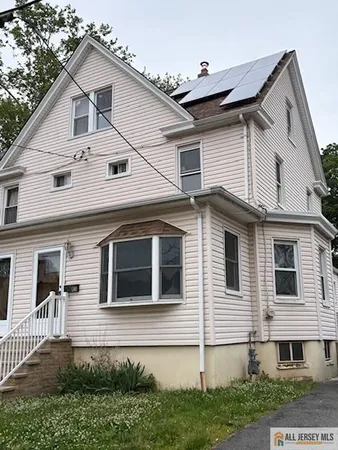 $3,300 | 65 West Stearns Street, Rahway, NJ 07065
