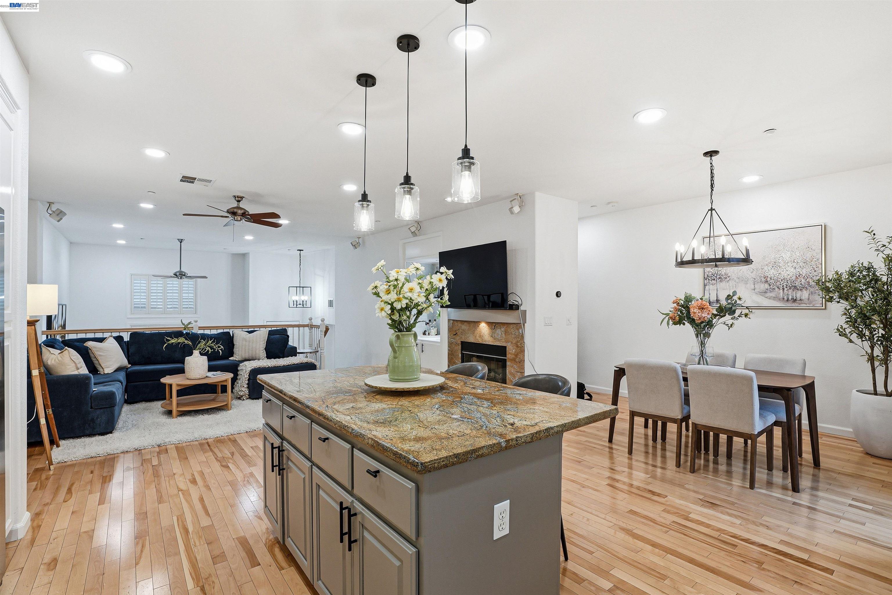 147 Landsdowne Loop San Ramon, CA 94582 - Photo 9 of 28