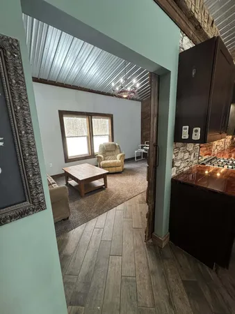 $499,000 | 6635 East Chicago Road, Jonesville, MI 49250