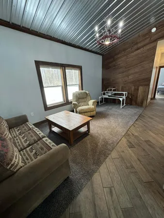 $499,000 | 6635 East Chicago Road, Jonesville, MI 49250