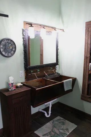 $529,900 | 6635 East Chicago Road, Jonesville, MI 49250