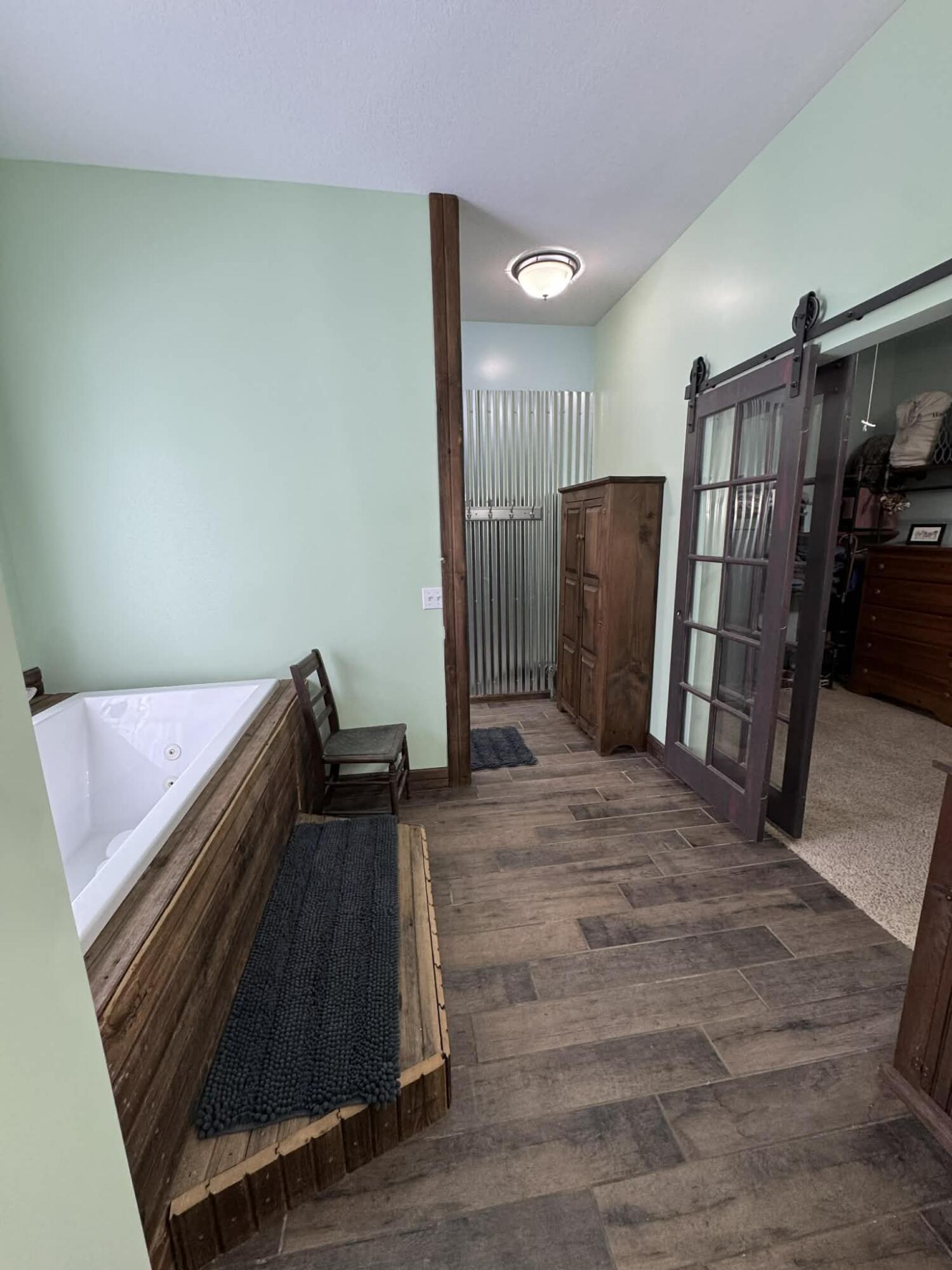 6635 East Chicago Road Jonesville, MI 49250 - Photo 37 of 61 3687db08-427b-4b98-bd2e-ffc44ab5d899