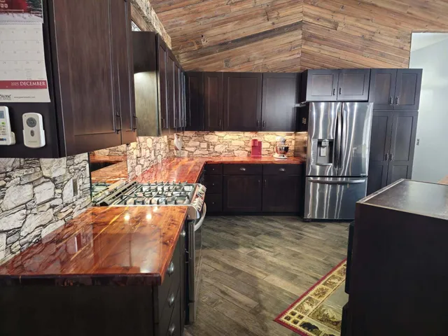 $529,900 | 6635 East Chicago Road, Jonesville, MI 49250