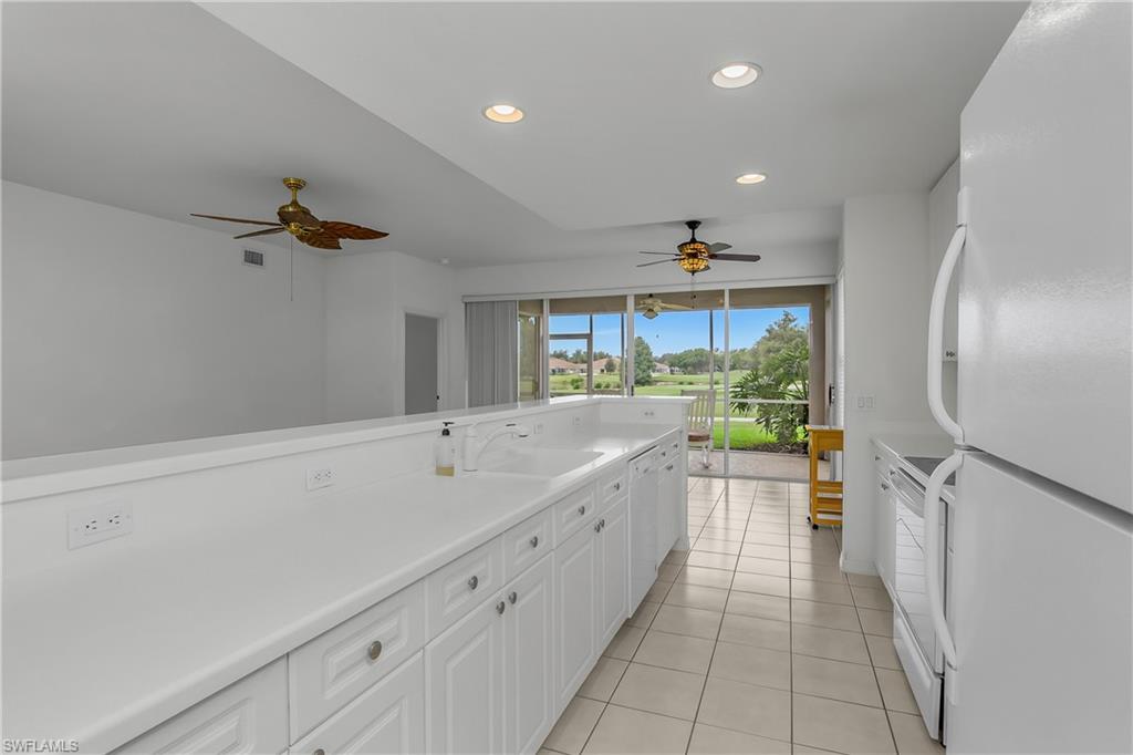 1925 Crestview Way, Unit 173 Naples, FL 34119 - Photo 19 of 47