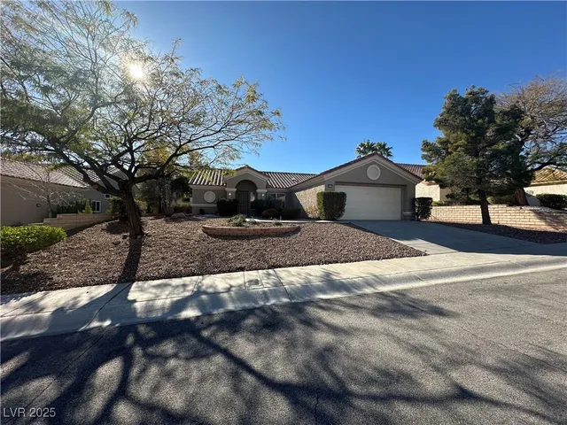 $1,995 | 9945 Bundella Drive, Las Vegas, NV 89134