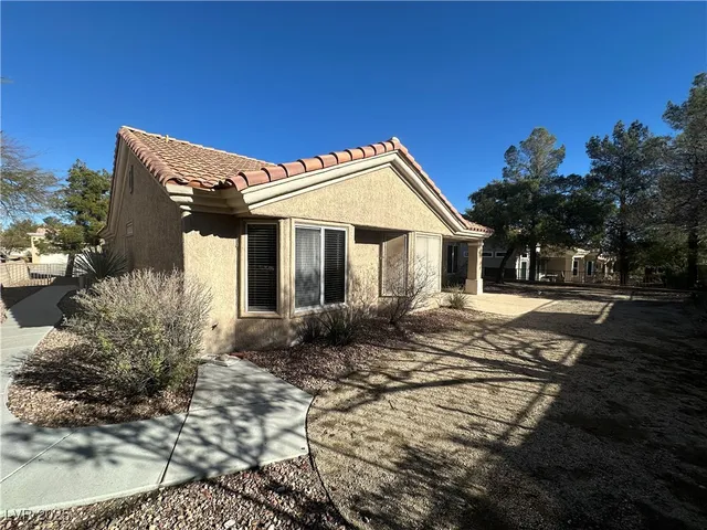 $1,995 | 9945 Bundella Drive, Las Vegas, NV 89134